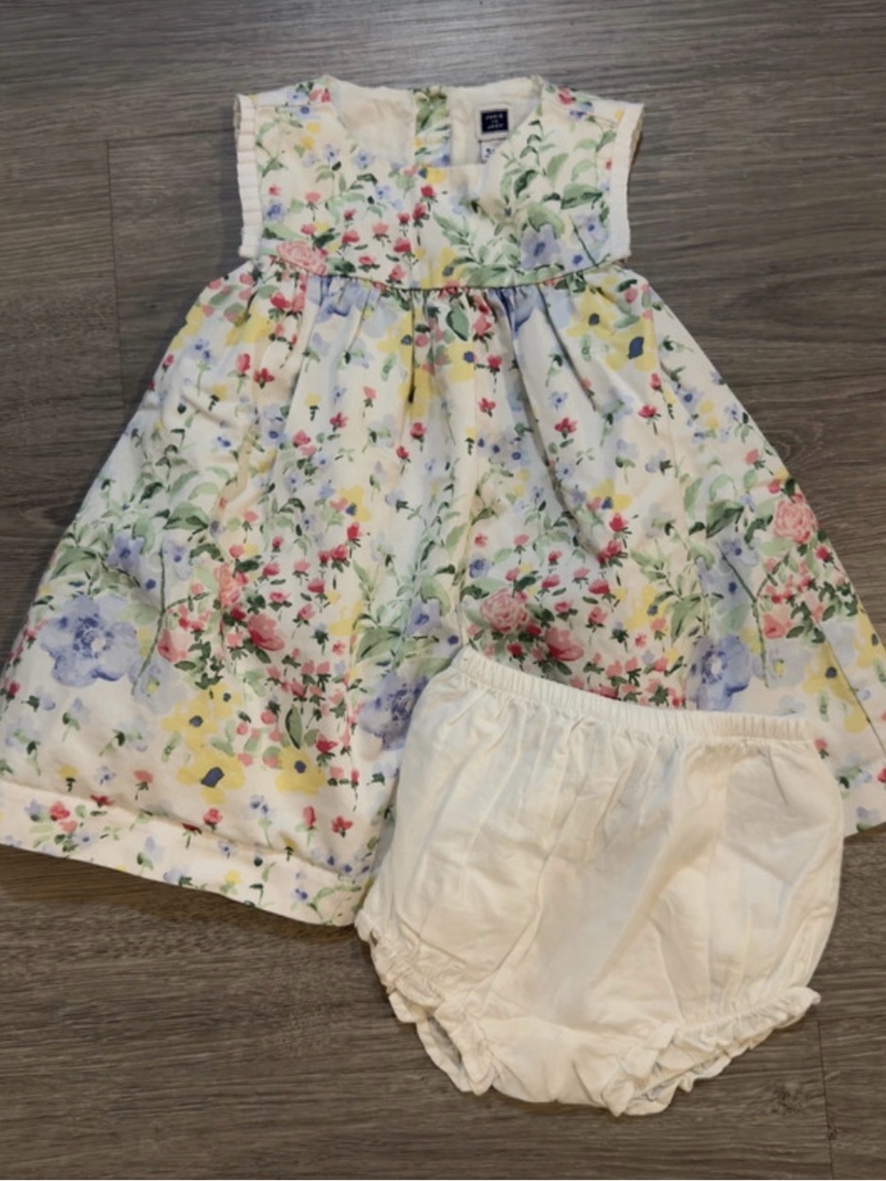 Janie and Jack 8 Piece Bundle 6 Outfits All Size 6-12 Month Retails over $350 - Picture 11 of 16